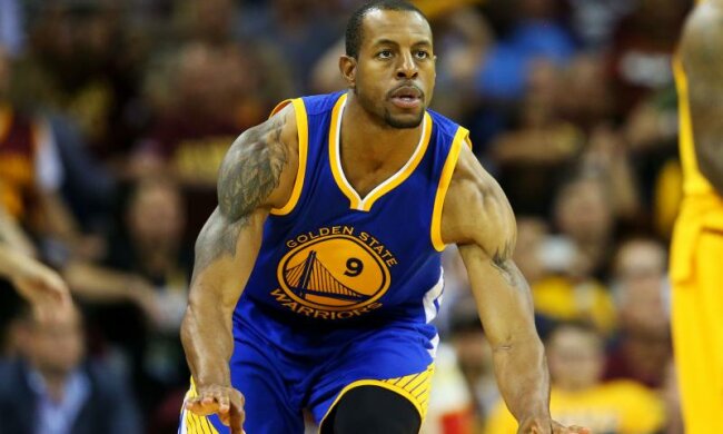 НБА: Голден Стэйт не хватает денег, чтобы удержать ключевого игрока
