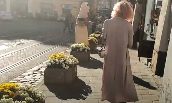 Скрін, відео YouTube весна у Львові