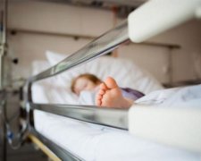 Знущалася, як могла: українка била 9-місячну дитину
