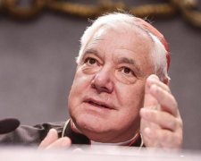 Опонента Папи Римського відправили спочивати
