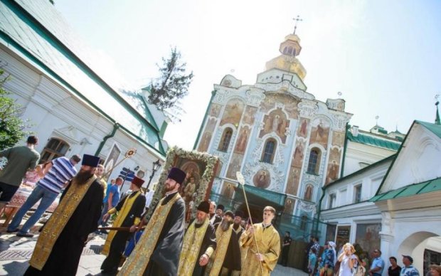 День Хрещення Київської Русі: найкращі листівки і вітання в віршах