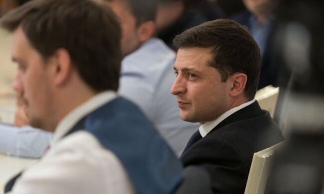 Главное за ночь: закрытие офиса Зеленского, коварный блеф Ирана по сбитому борту МАУ и прокурор "ДНР" в "Укрзализнице"