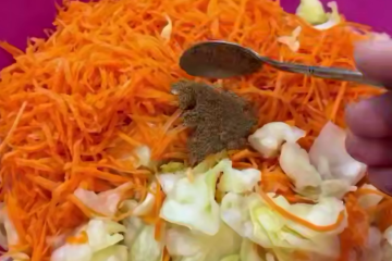 Салат из капусты, кадр из видео