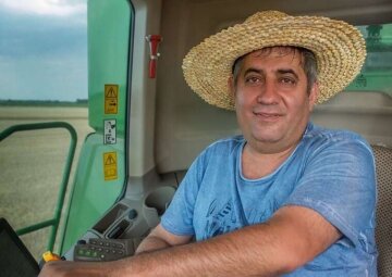 Араїк Мкртчян