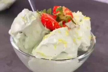 Мороженое из авокадо, кадр из видео