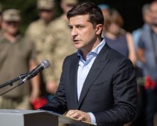 Лєсєв перерахував найгірші рішення Зеленського: "Лікування запору за допомогою ізоленти"