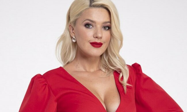 Конкурентка Оли Фреймут Елена Филонова сильно похудела и сменила цвет волос: "Красавица! Так к лицу натуральное"