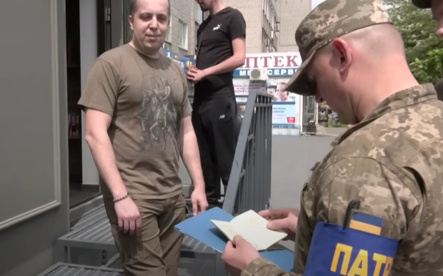 Вызов в ТЦК: как избежать штрафа, если не получилось явиться по повестке