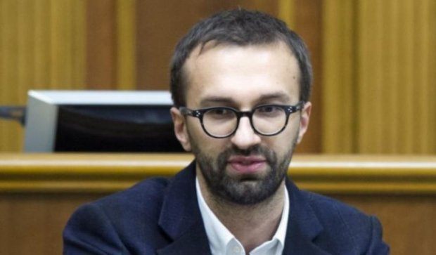 Бійка однопартійців: чому Мельничук накинувся на Лещенка