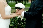 Шлюб відомого коміка руйнується через скандальну співачку