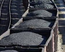 Росія фурами вивозить вугілля з Донбасу
