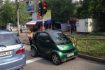Що ви знаєте про паркування: міні-автохам шокував киян