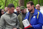 Помощь почти на 7 миллионов гривен получило "Спецподразделение Тимура" ГУР от фонда "Надежда" и Валерия Дубиля
