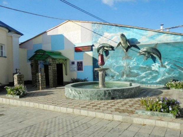 Российским заключенным подарили 3D дельфинов