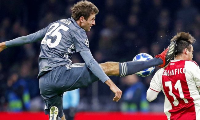 Mortal Kombat и Спарта: ужасный удар Томаса Мюллера стал мемом