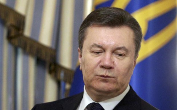 Януковича решили судить под всеобщие поцелуи