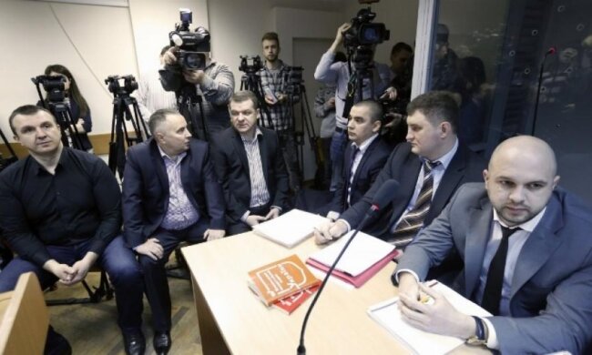 Свидетель рассказал, за что заплатил $200 тысяч "бриллиантовым прокурорам"