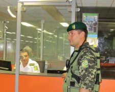 Гостеприимность украинцев: в сети показали, как унижают иностранцев