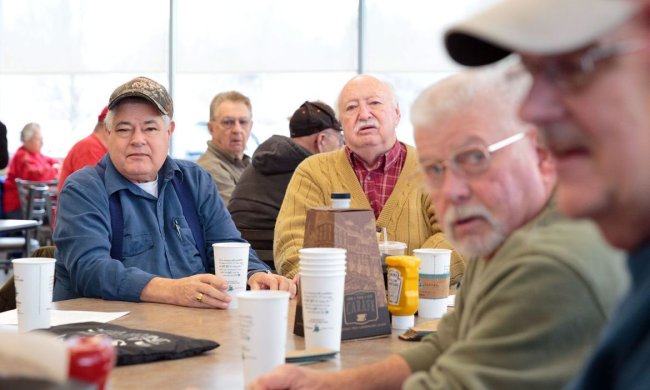 пенсионеры