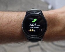 Samsung "случайно" показал секретный девайс