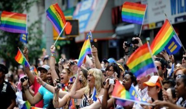 Немецкая партия попросила у властей данные о гомосексуалистах