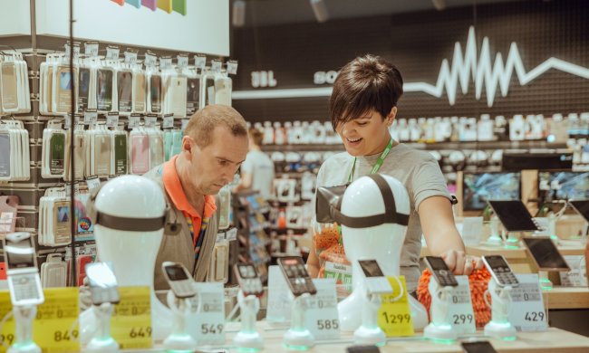 Замість чаю корвалол: популярний магазин техніки провів майстер-клас "люб'язного посилання", українці в люті