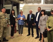 Украинцы массово бросились испытывать безвиз