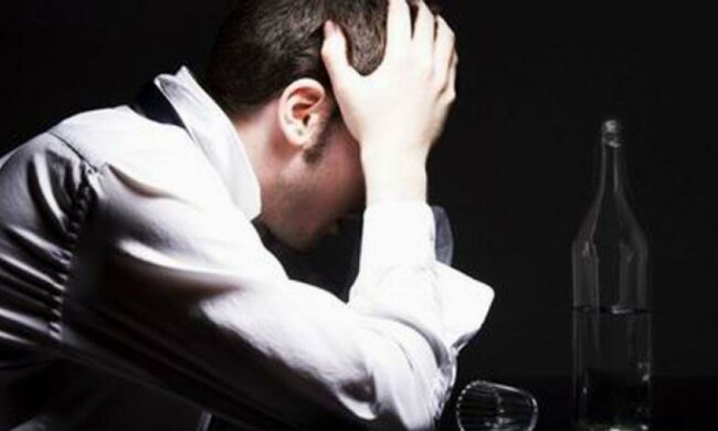 Мужчина две недели пил над телом жены
