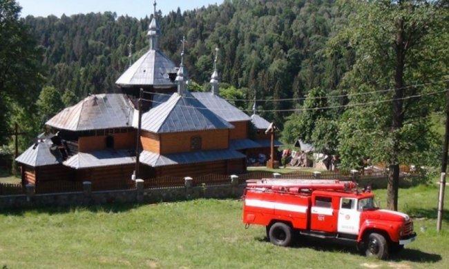 На Івано-Франківщині горіла церква