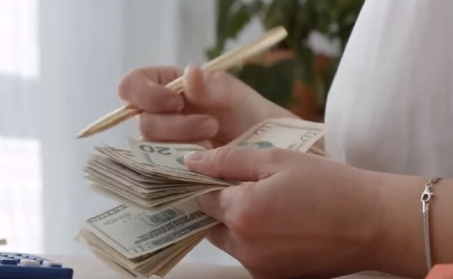 Курс долара. Фото: youtube