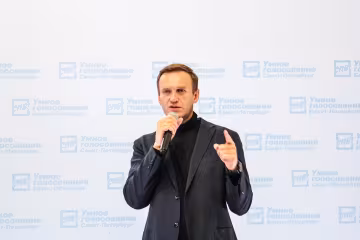 Навальний помирає від смертельної отрути, з'явилися моторошні фото: "Ніби скловатою голову натерли"
