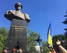 У Харкові знову скандал через злощасного Жукова: "Вирішать по-тихому"