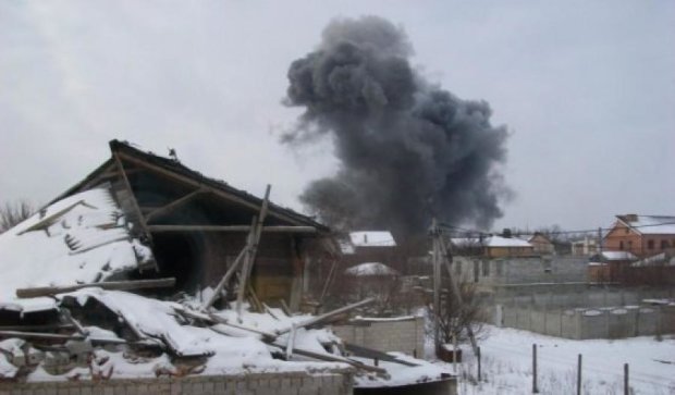 Десятки донеччан залишилися без житла через вибух на хімзаводі