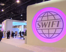 SWIFT переказ грошей: 10 основних переваг доставки коштів