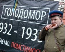 Львів’яни під консульством Росії нагадали, хто організував Голодомор