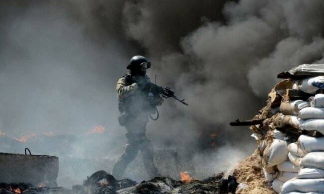 Окупанти обстріляли Авдіївку з танків