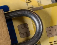 Блокування банківської картки військовослужбовця