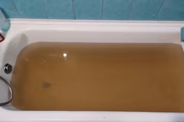Вода из крана в Ивано-Франковске. Фото: Telegram
