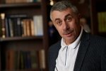 Доктор Комаровский, фото из свободных источников