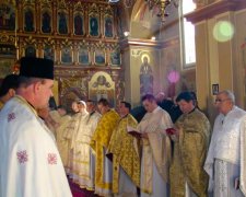 Все в крови: на Закарпатье изверги жестоко избили пожилого священника