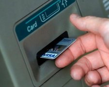 У Японії одночасно обікрали 1400 банкоматів