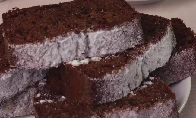 Пиріг із варення, кадр з відео