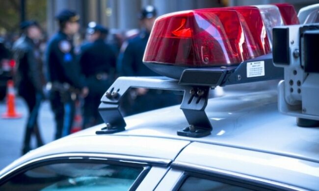 Хлопця арештували за жарт у Twitter (фото)