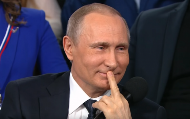 Вы на Украину посмотрите: Путин невнятно промямлил про борьбу с коррупцией