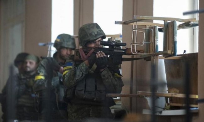 366 хрестів: українці нагадали Путіну про його звірства під Іловайськом