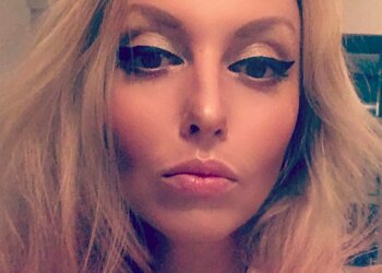 Оля Полякова, instagram.com/polyakovamusic/