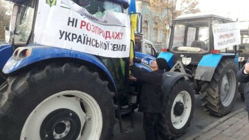 Мітинг під Верховною Радою проти продажу землі