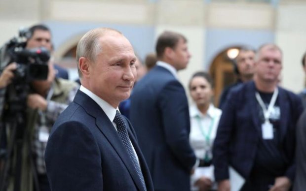 Ерунда на палочке: в России вышло мороженое "со вкусом Путина"