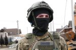 Боец остановивший вражескую колонну. Фото: скрин youtube