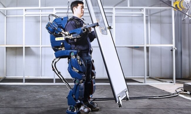 Hyundai створила справжній костюм Залізної людини